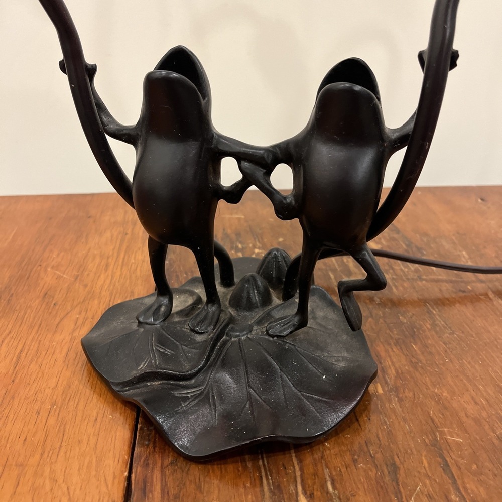 Vintage Dancing Singing Frogs Bronze Cast Metal Table Lamp 19" Tall Whimsical - Picture 2 of 12